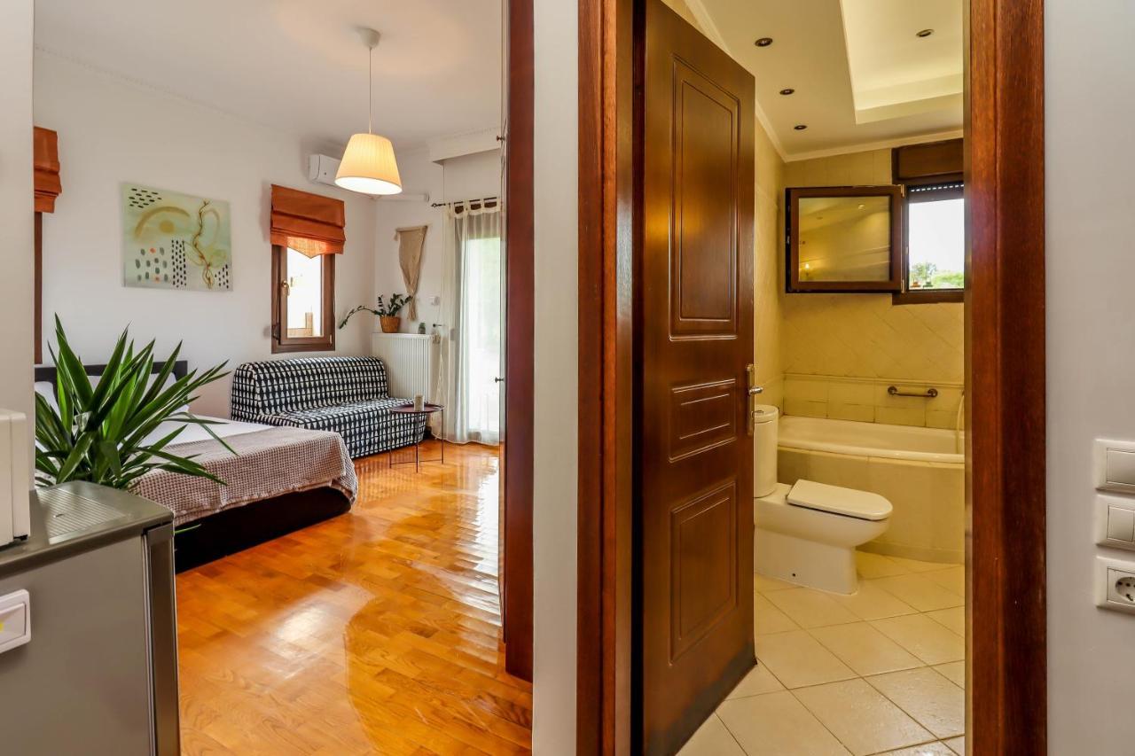 Suite Acropolis Serres Next To Center Buitenkant foto