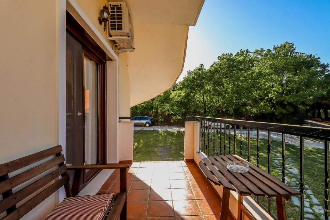 Suite Acropolis Serres Next To Center Buitenkant foto